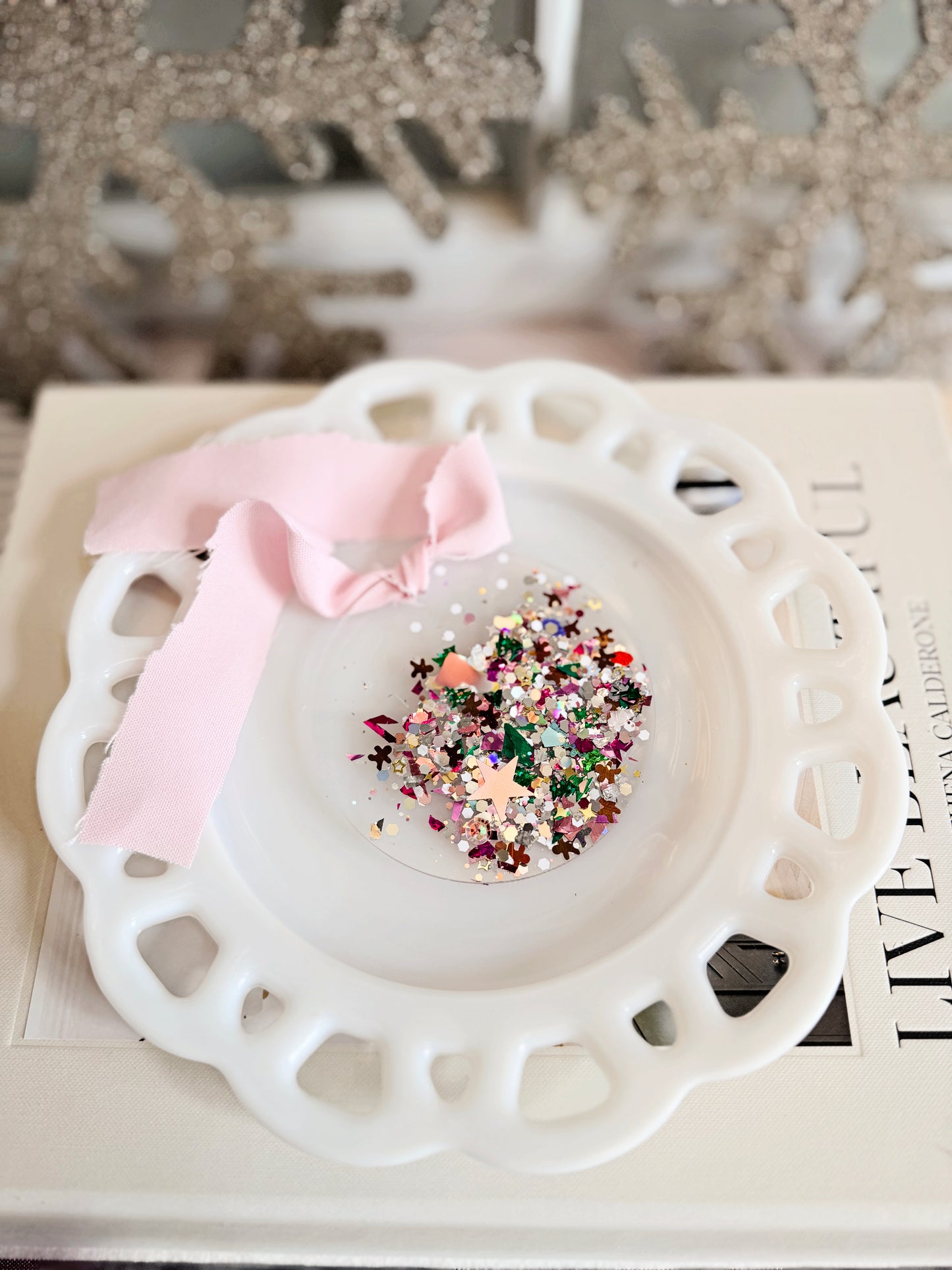 Acrylic Circle Tag with Holiday Sparkle & Pink Fabric Ribbon