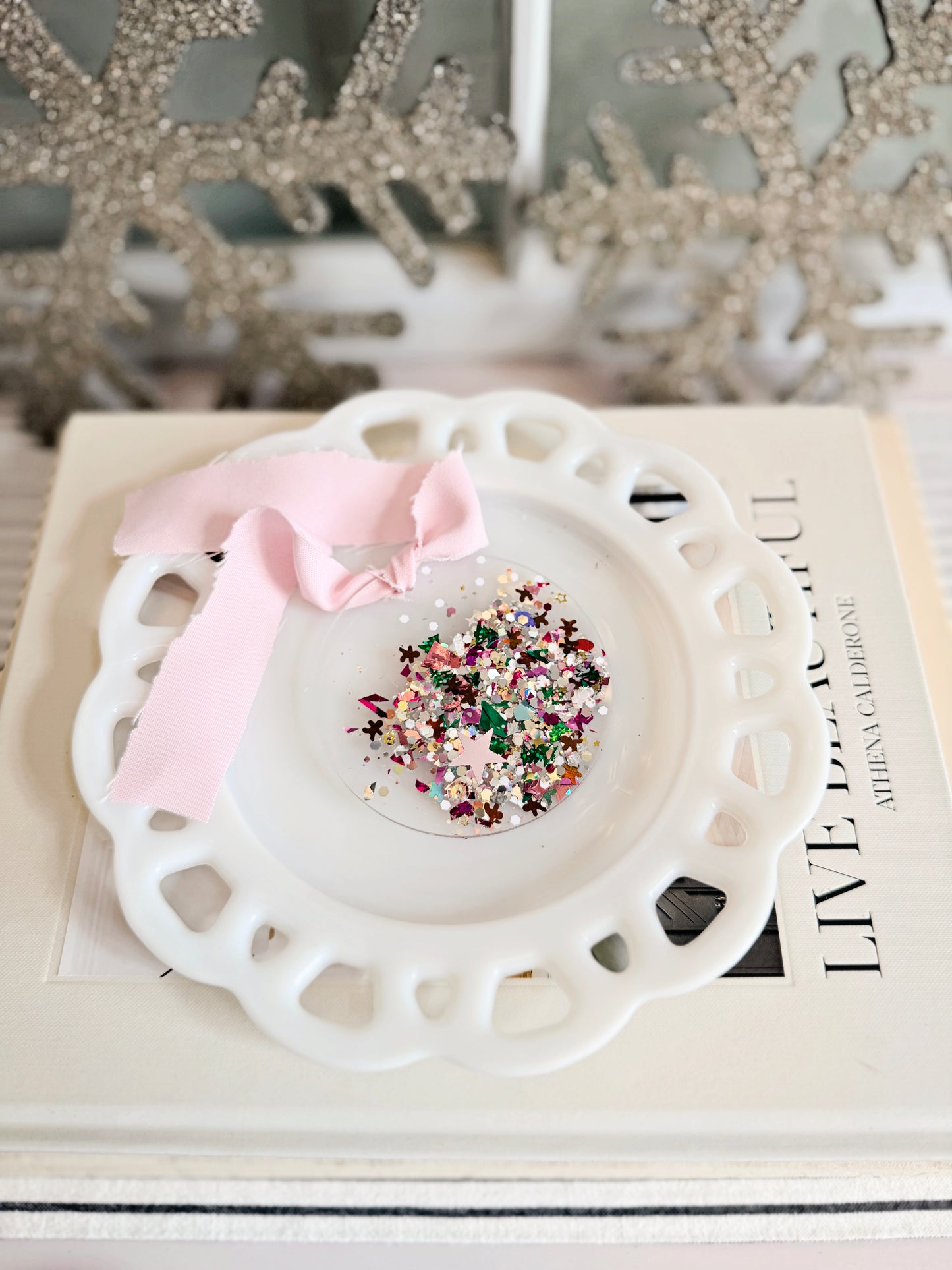 Acrylic Circle Tag with Holiday Sparkle & Pink Fabric Ribbon