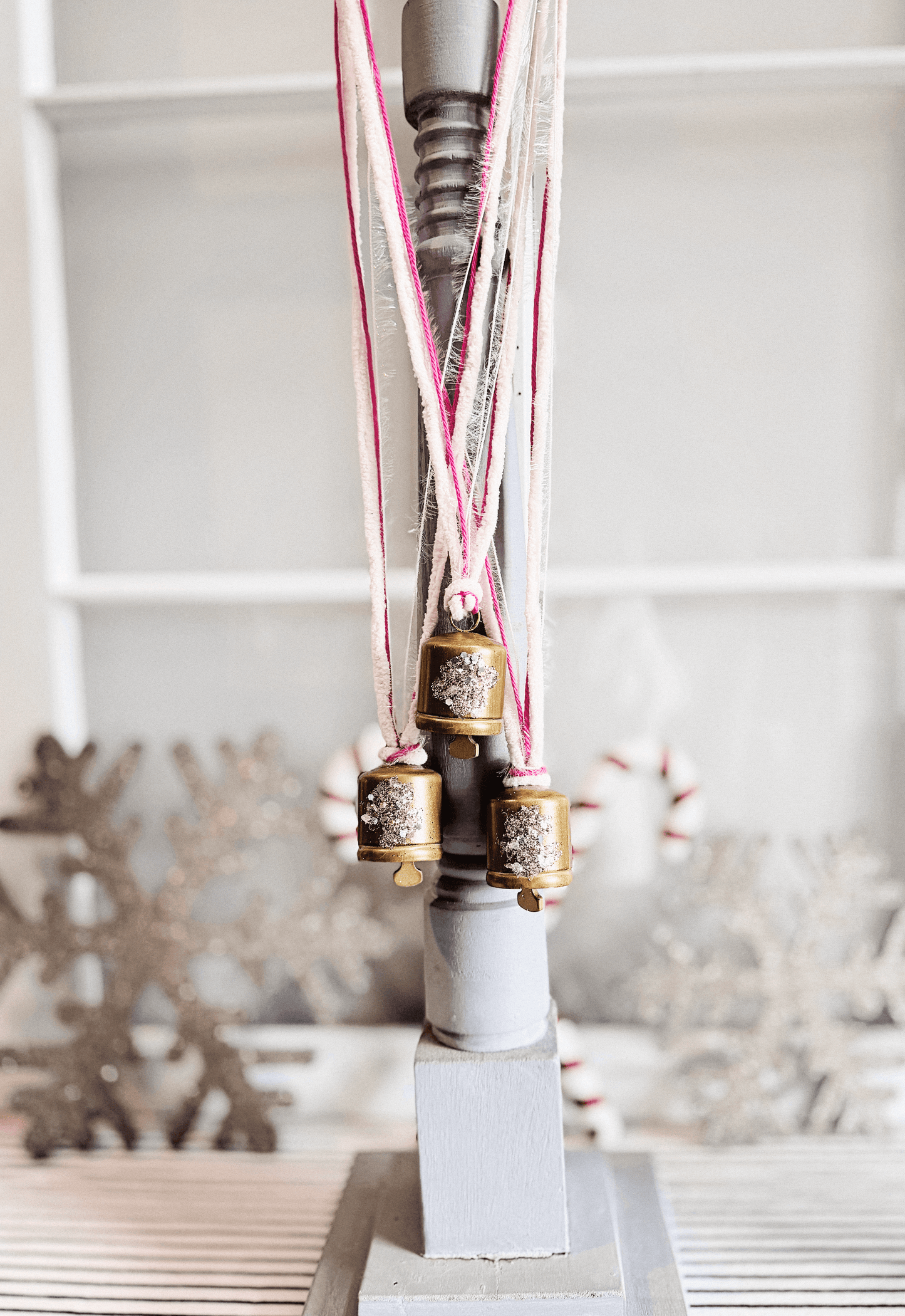 Vintage-Inspired Mica Bell Ornament – Rose Pink Edition